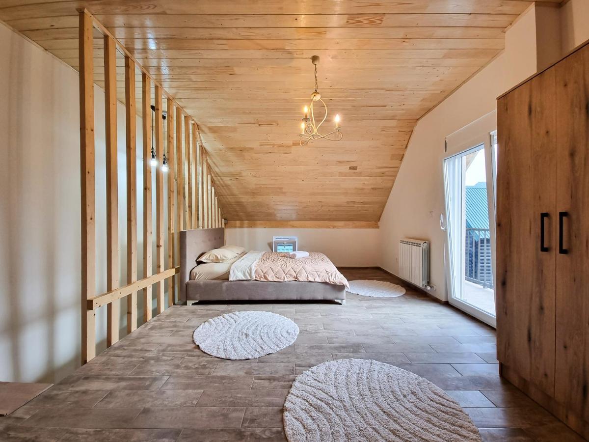Apartmani Gala Zabljak Ngoại thất bức ảnh